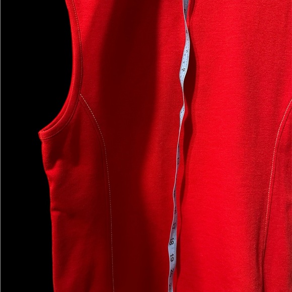 Drapes & Damons Womens Red Vest with gold Studs Size P S - Picture 7 of 11